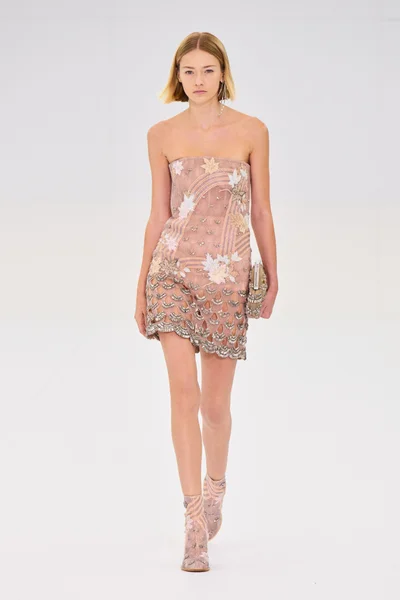 Look 9